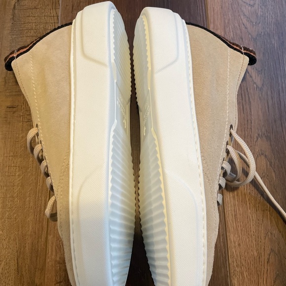 ITALEAU Wedge Suede Sneakers Taupe Size 8.5 says 8 but fits like 8.5.- t - Picture 6 of 9